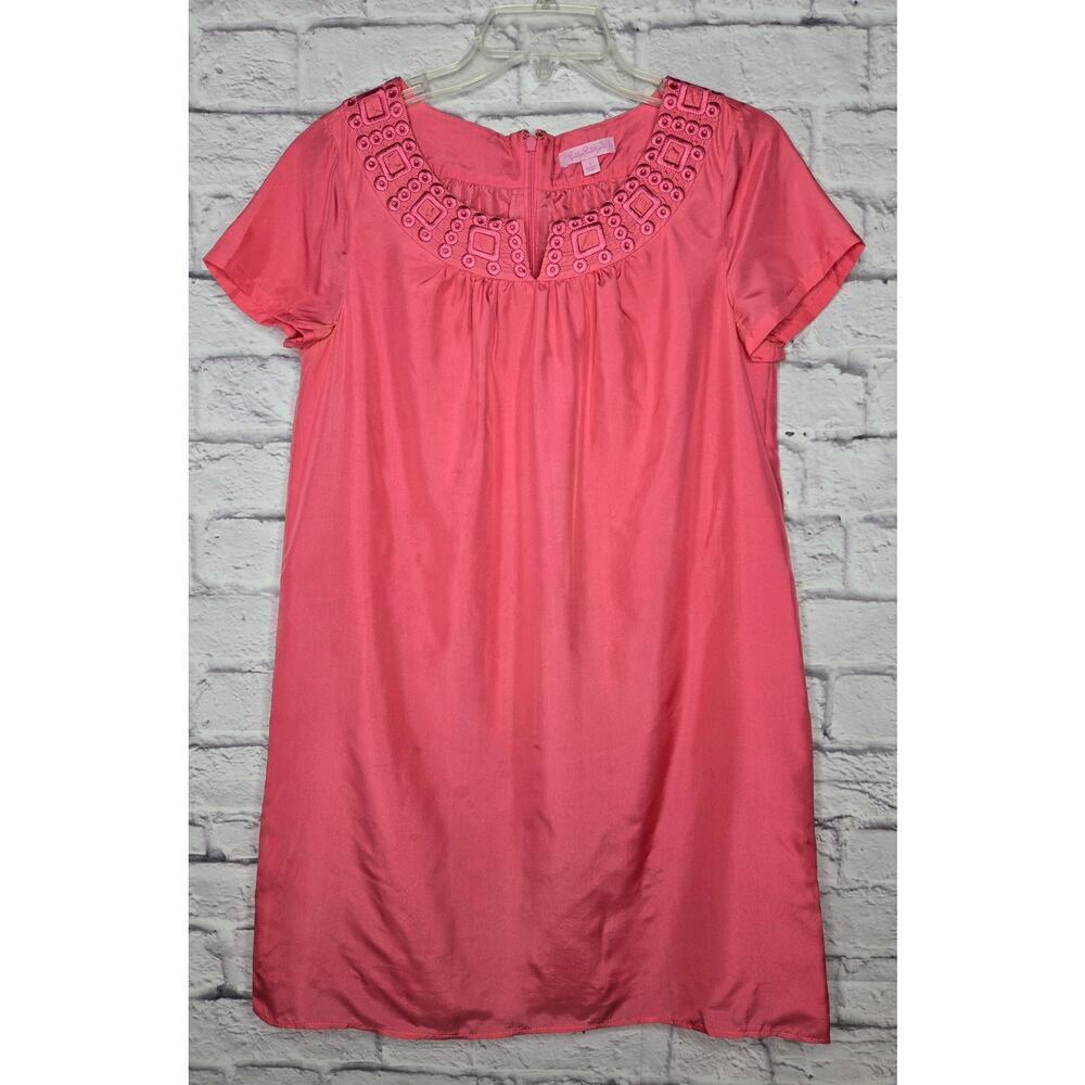 Lilly Pulitzer 100% silk pink embroidered Kathleen shift dress preppy Small.